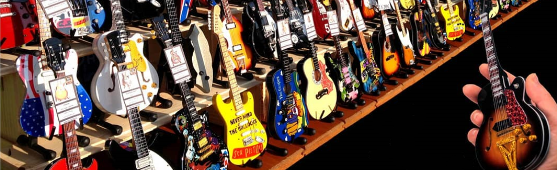 Mini guitars